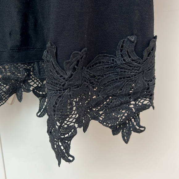 KISMET | Black open cardigan with lace detail - Picture 6 of 9